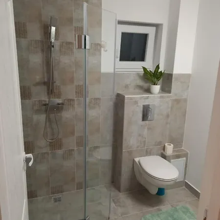 Δωμάτια σε οικογενειακή κατοικία Casa Anamaria